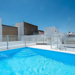 https://magno-apartments-azafran.es-andalucia.com