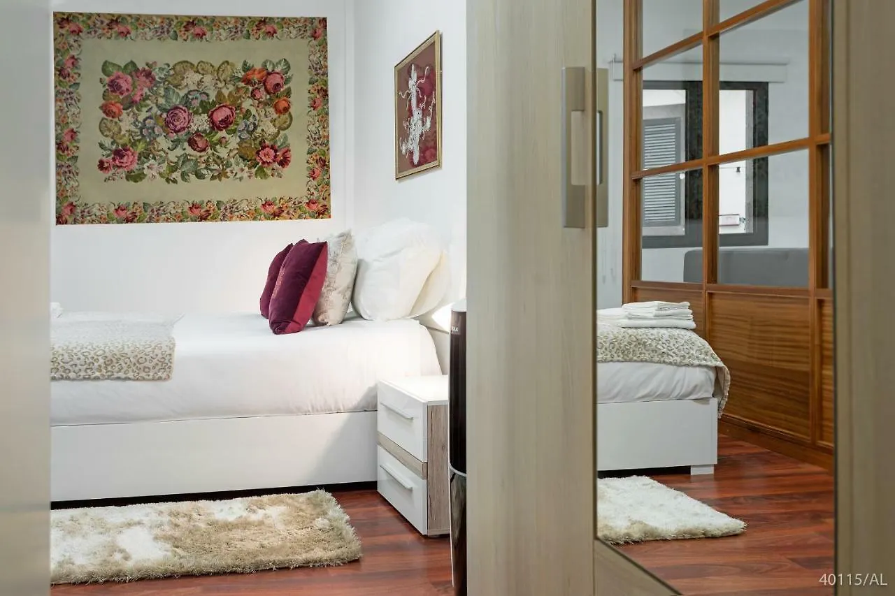 Pelourinho Apartments By An Island Apart Funchal  Portugal